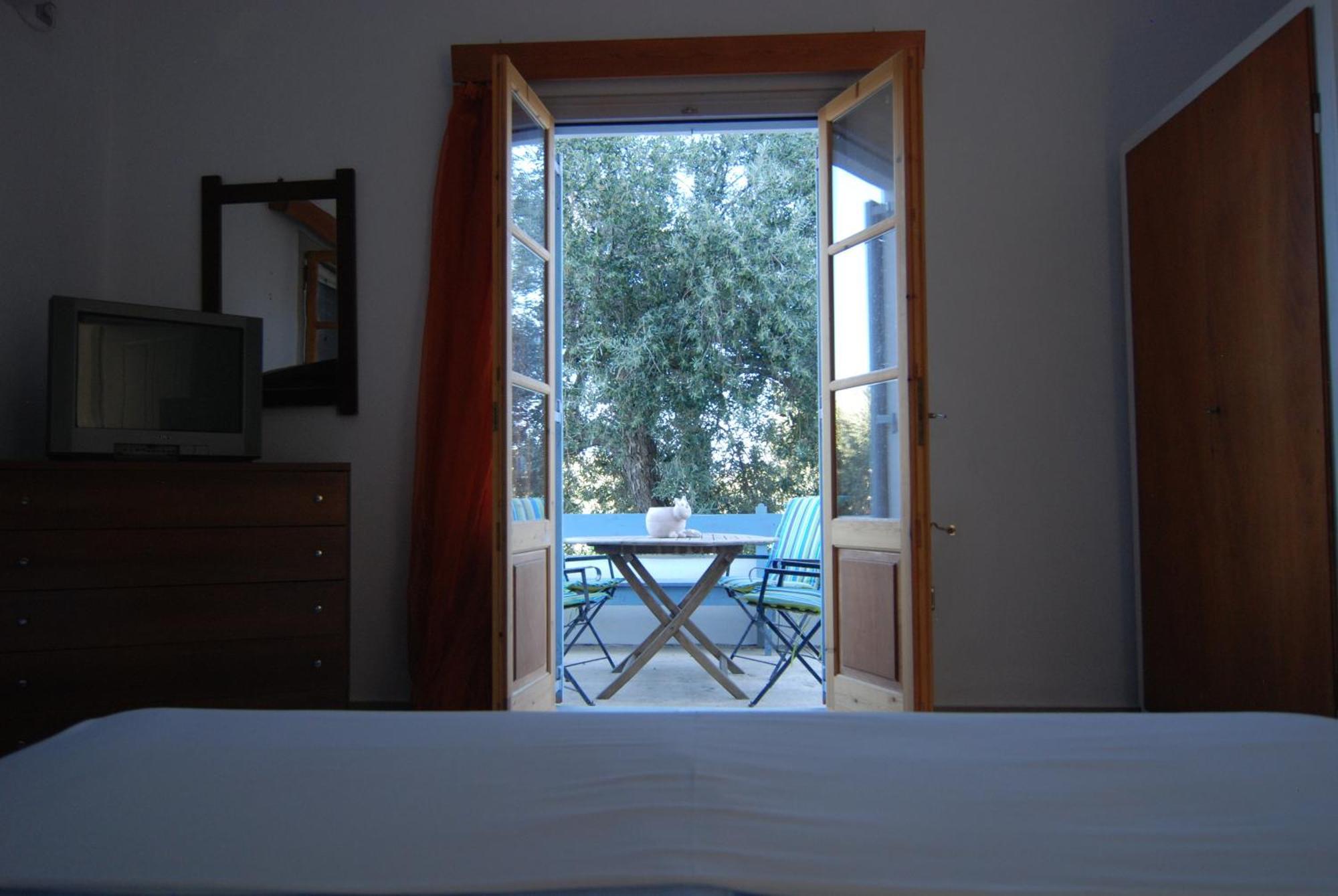Villa Perivoli Platis Gialos  Rum bild
