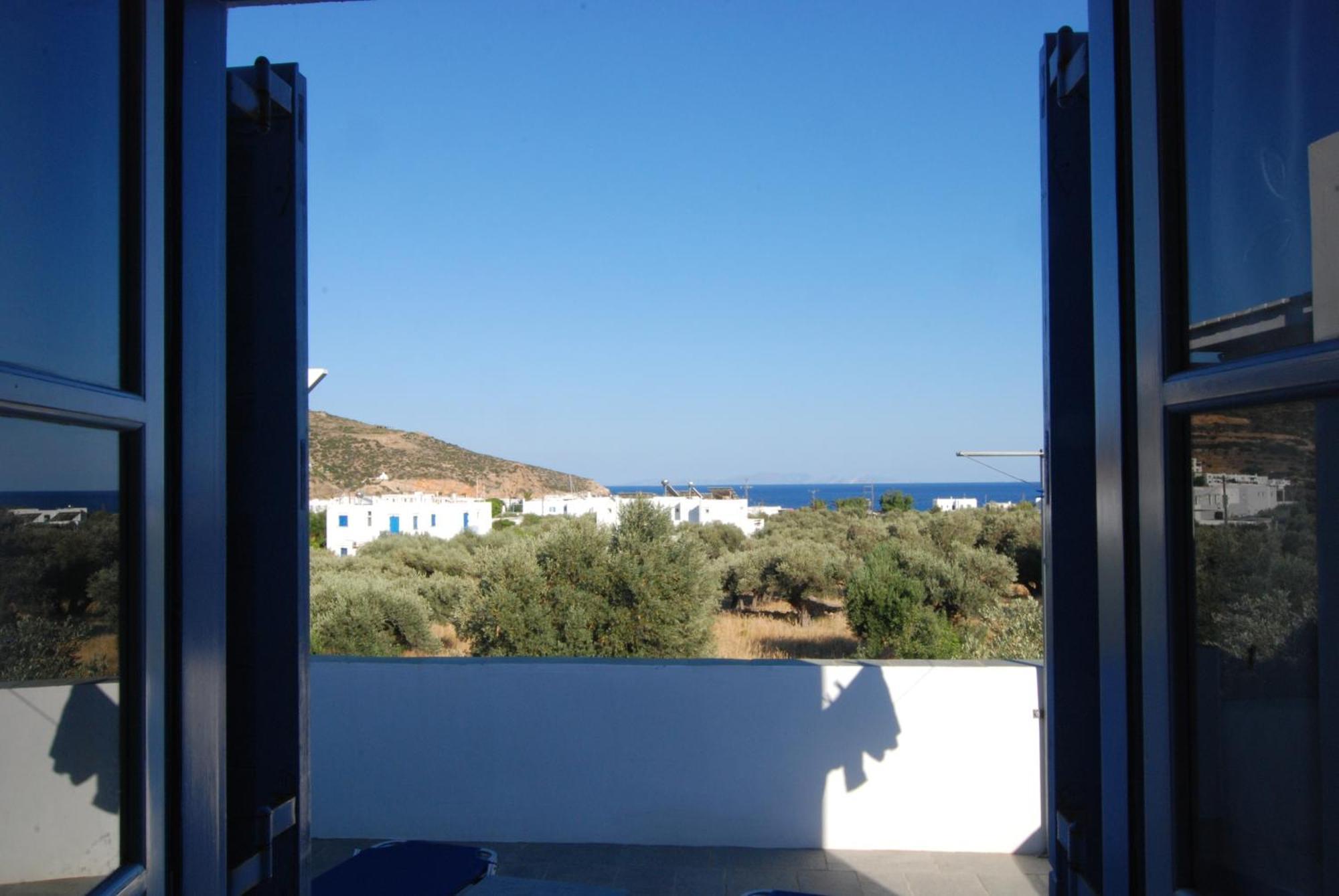 Villa Perivoli Platis Gialos  Rum bild
